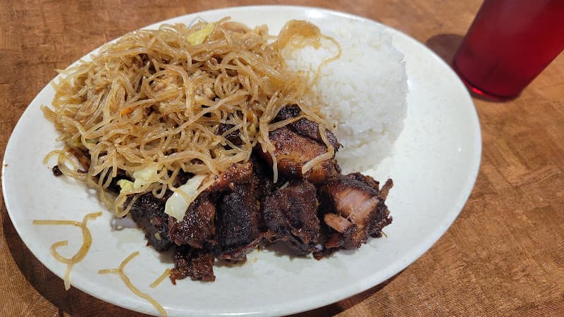 Golddigger Filipino Restaurant Downtown