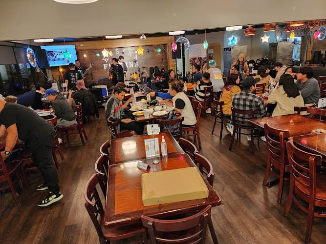 Kusina Filipina Los Angeles