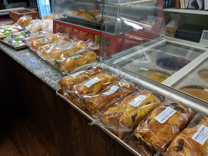 Trining's Bakery & Cafe