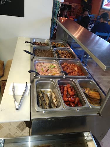 El Pinoy Restaurante & Groceries