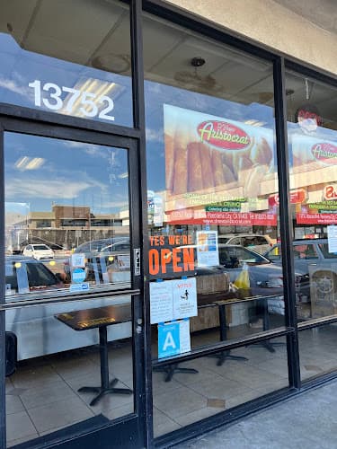 D'New Aristocrat Filipino Restaurant