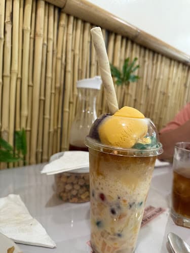 MAES FILIPINO CUISINE